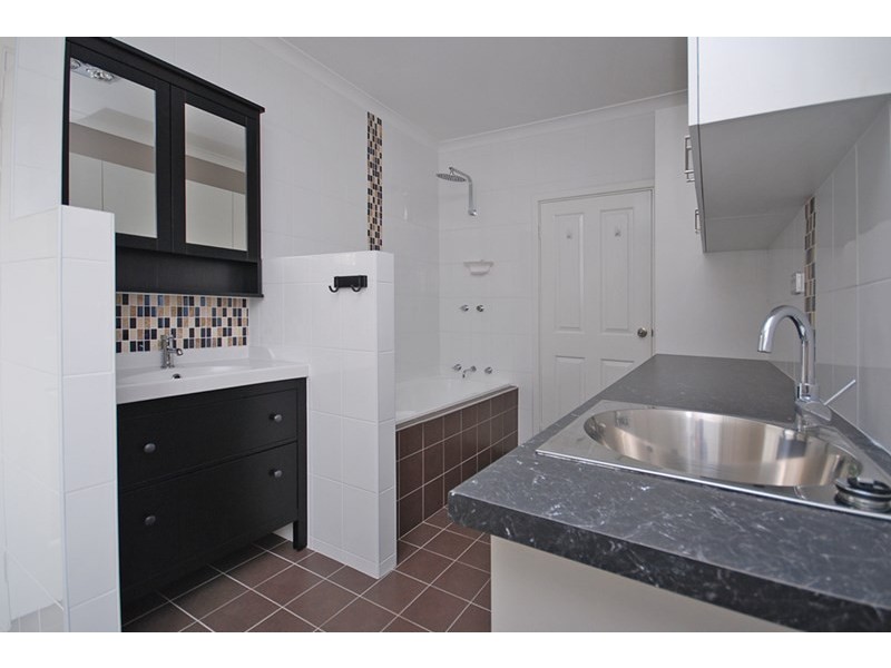 4 Shearwater Drive, Jurien Bay WA 6516