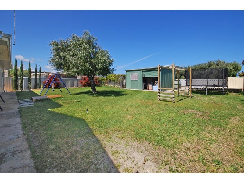 4 Shearwater Drive, Jurien Bay WA 6516