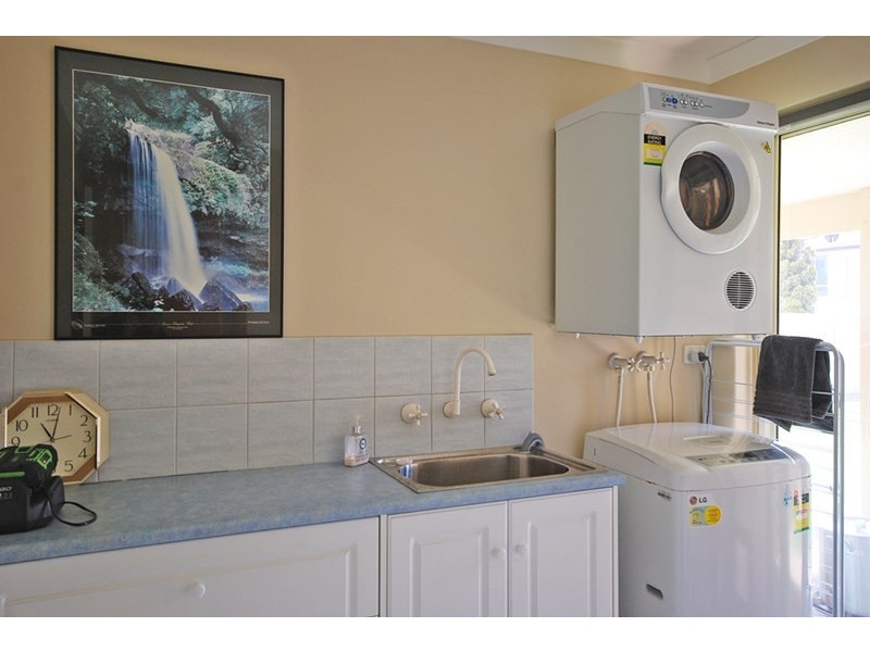 8 Heaton Street, Jurien Bay WA 6516