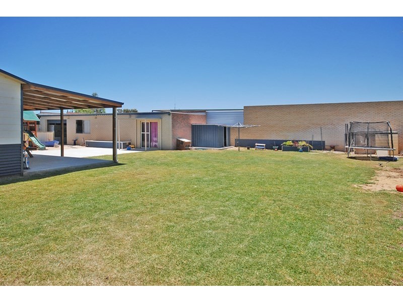 17 Ward Street, Jurien Bay WA 6516