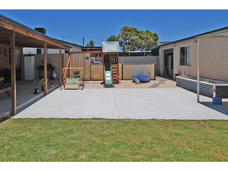 17 Ward Street, Jurien Bay WA 6516