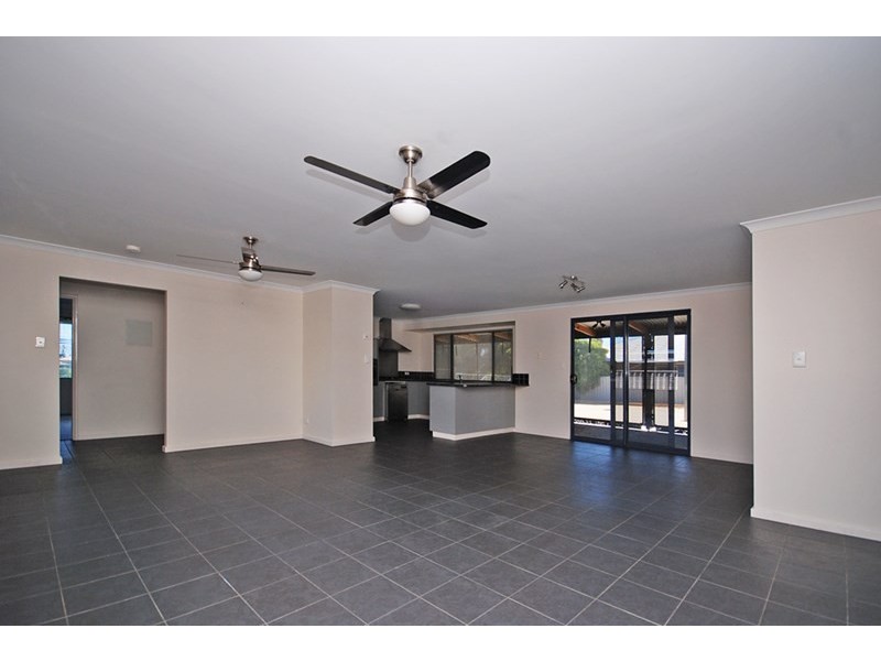 19 Elizabeth Way, Jurien Bay WA 6516