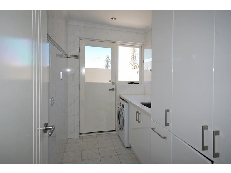 5 Island Drive, Jurien Bay WA 6516