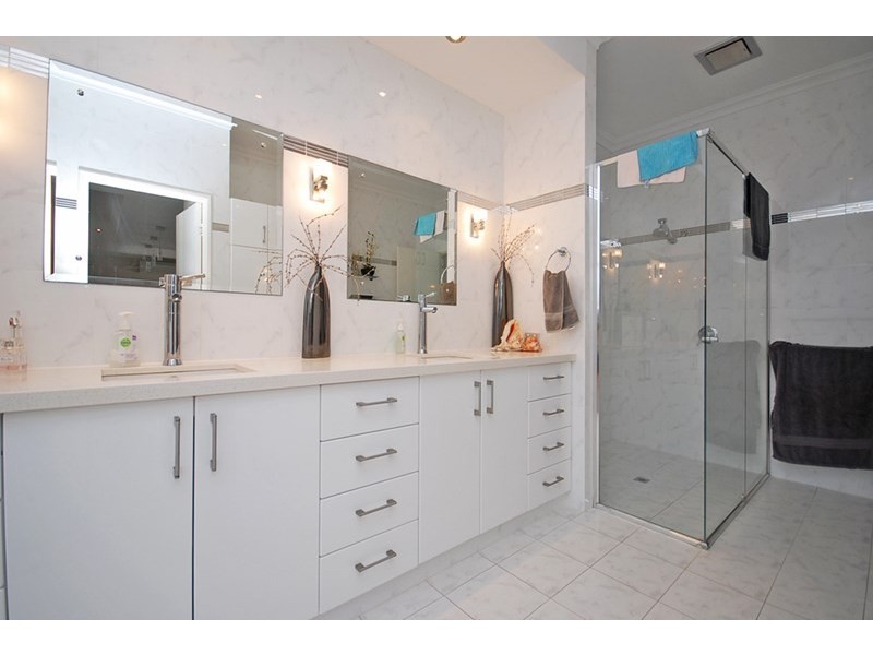 5 Island Drive, Jurien Bay WA 6516