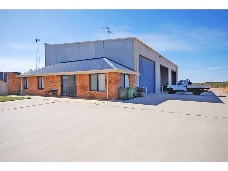 9 Zircon Street, Jurien Bay WA 6516