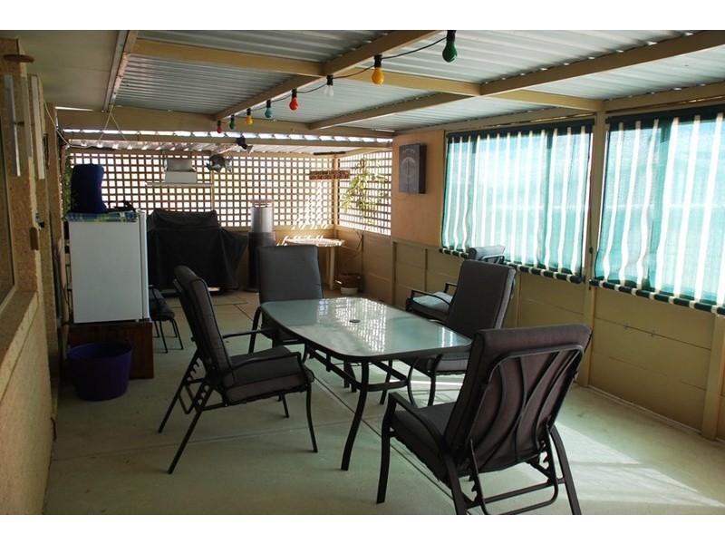 6 Proton Place, Jurien Bay WA 6516