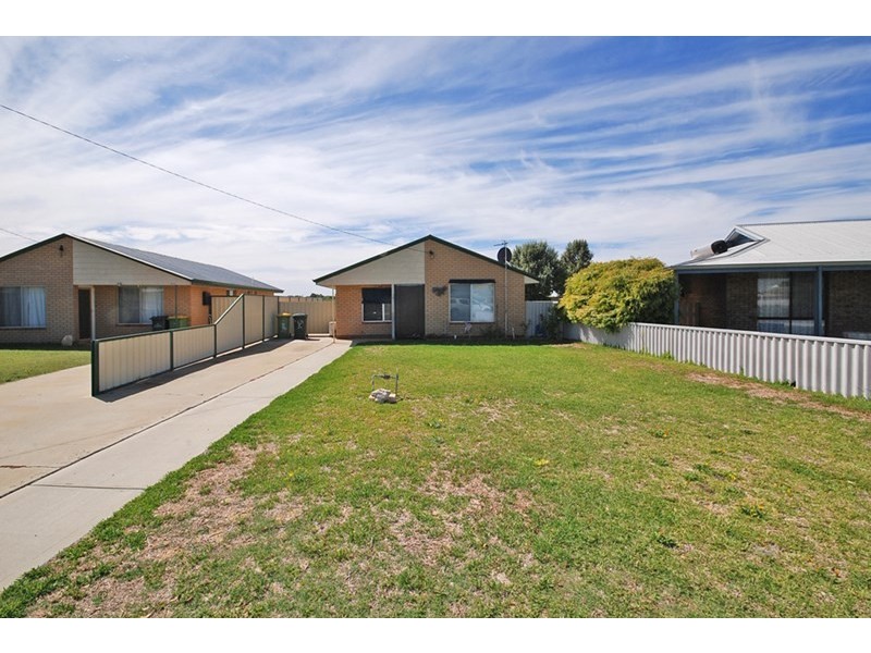 19 B Ward Street, Jurien Bay WA 6516