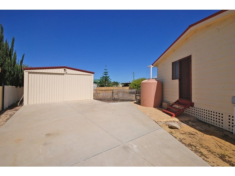 12 Heitman Close, Jurien Bay WA 6516