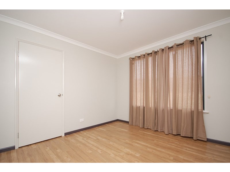 16 Glover Crescent, Green Head WA 6514