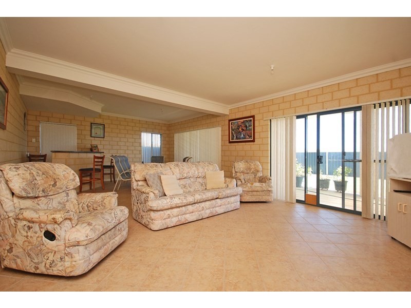 22 Bluewater Drive, Jurien Bay WA 6516
