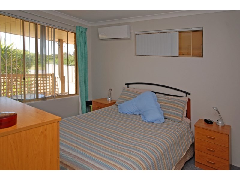 20B Hunter Crescent, Green Head WA 6514