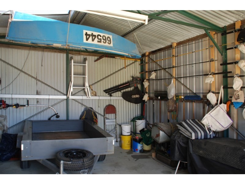 20B Hunter Crescent, Green Head WA 6514