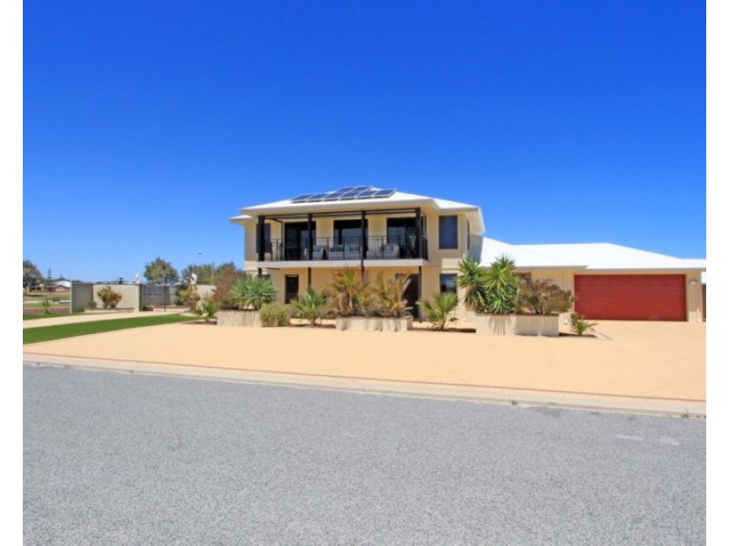 16 Pinetree Circuit, Jurien Bay WA 6516