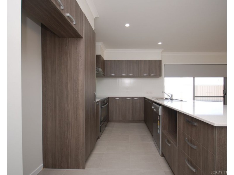 Lot 1059, 16 Dover Way, Jurien Bay WA 6516