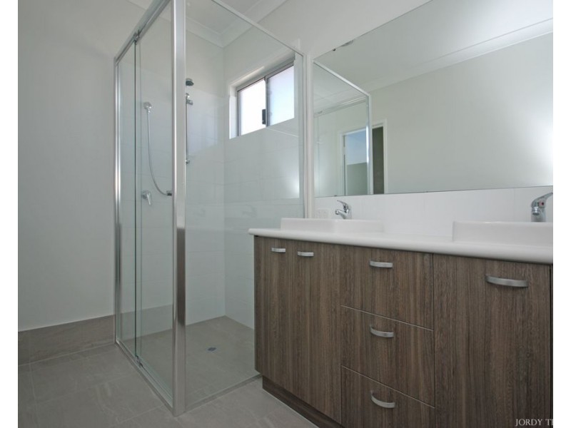 Lot 1059, 16 Dover Way, Jurien Bay WA 6516