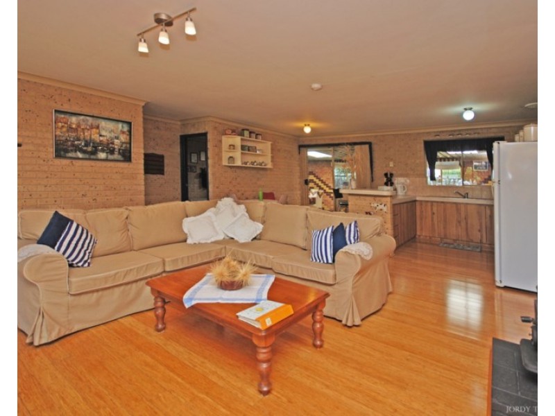 12 Elizabeth Way, Jurien Bay WA 6516