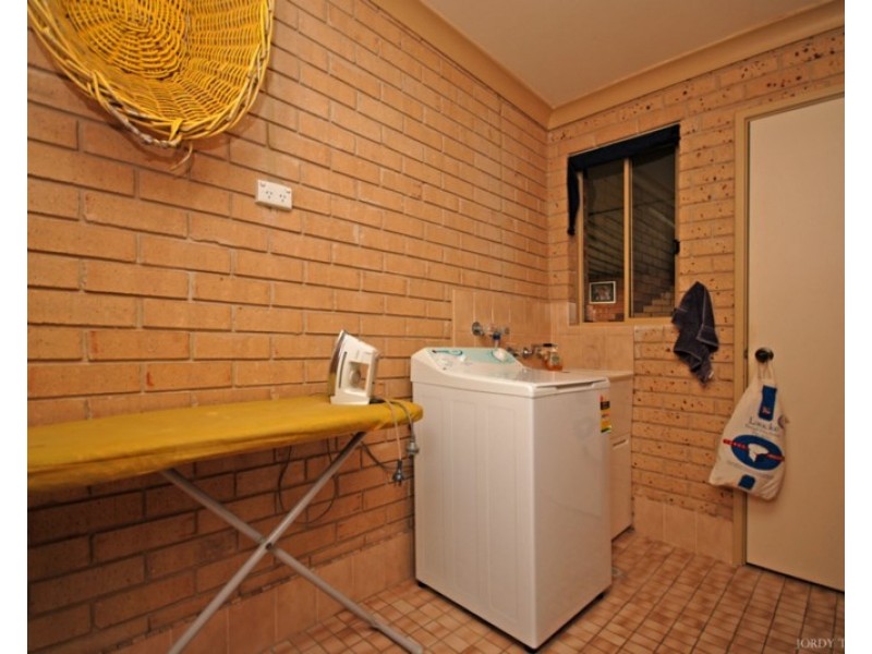 12 Elizabeth Way, Jurien Bay WA 6516