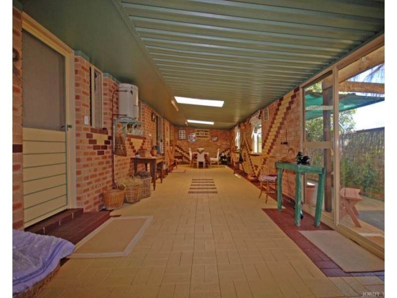 12 Elizabeth Way, Jurien Bay WA 6516