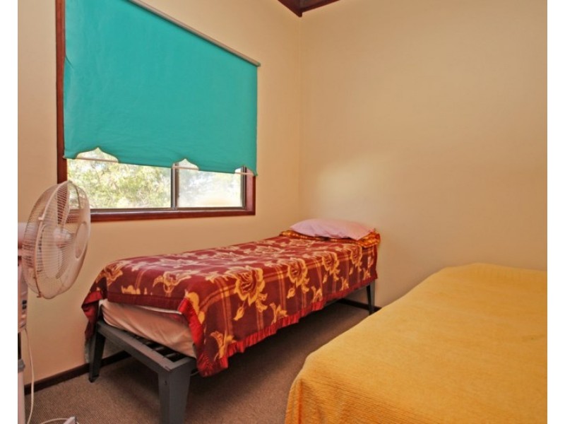 15 Lindsay Street, Jurien Bay WA 6516