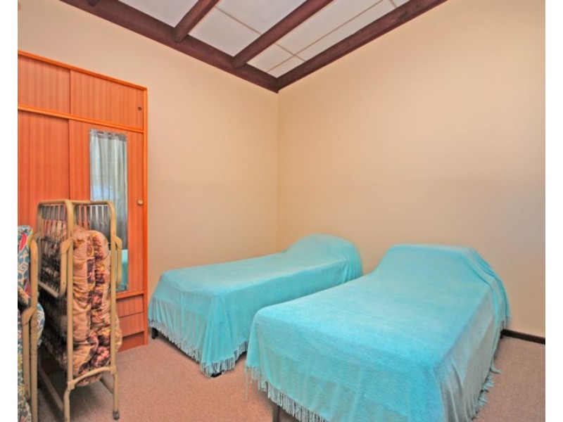 15 Lindsay Street, Jurien Bay WA 6516