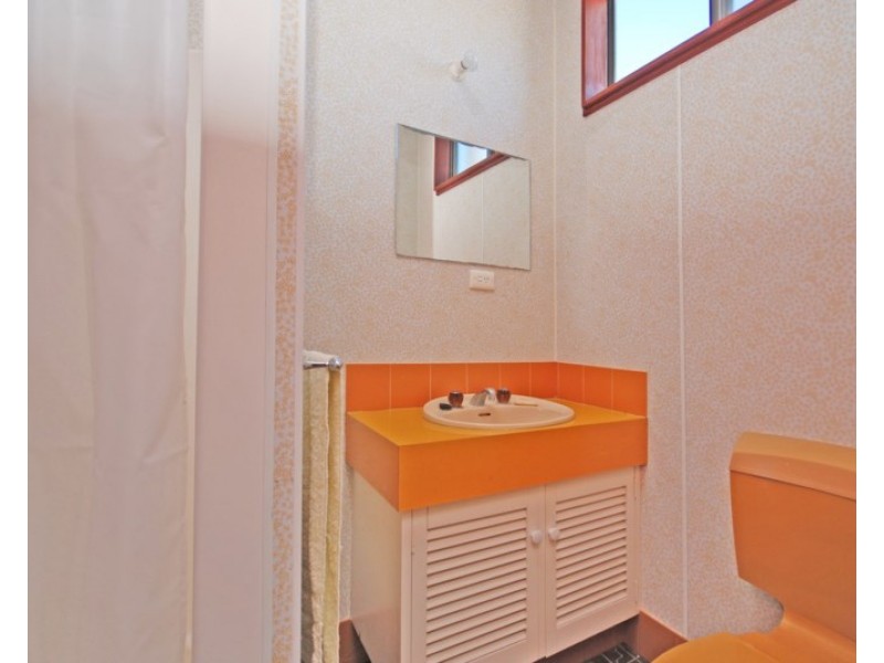 15 Lindsay Street, Jurien Bay WA 6516