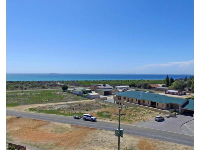 15 Lindsay Street, Jurien Bay WA 6516