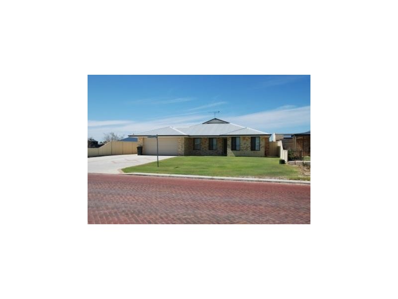 73 Lesueur Drive, Jurien Bay WA 6516