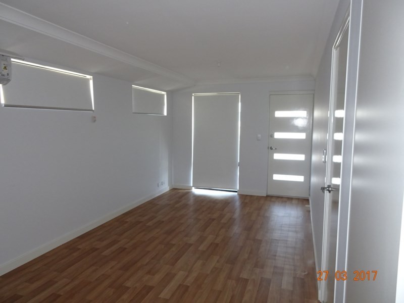 2/5 Moonlight Crescent, Jurien Bay WA 6516