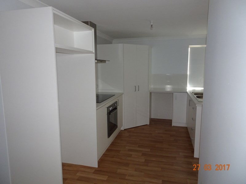 2/5 Moonlight Crescent, Jurien Bay WA 6516