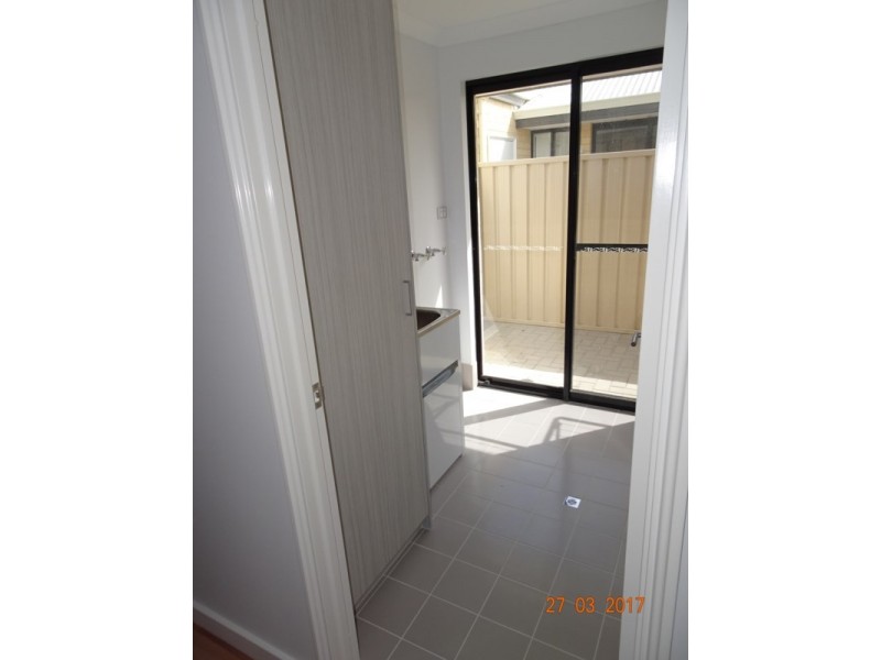 2/5 Moonlight Crescent, Jurien Bay WA 6516