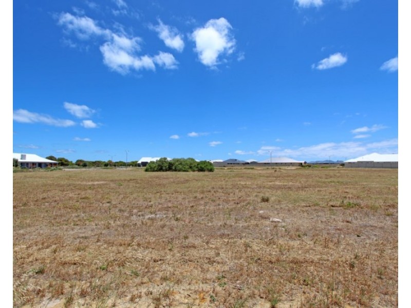 Lot 687, 30 Adriana Parade, Jurien Bay WA 6516