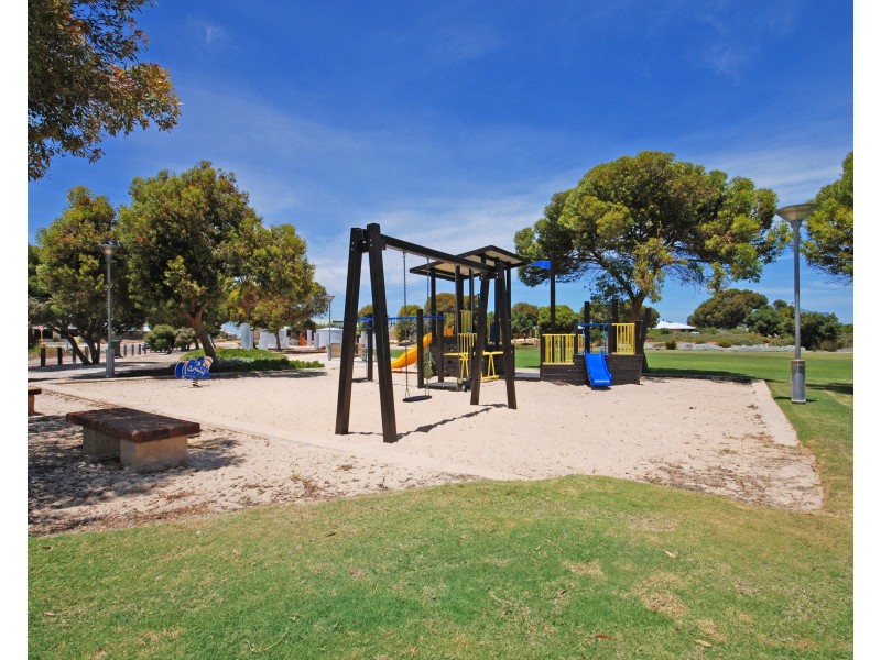 Lot 687, 30 Adriana Parade, Jurien Bay WA 6516