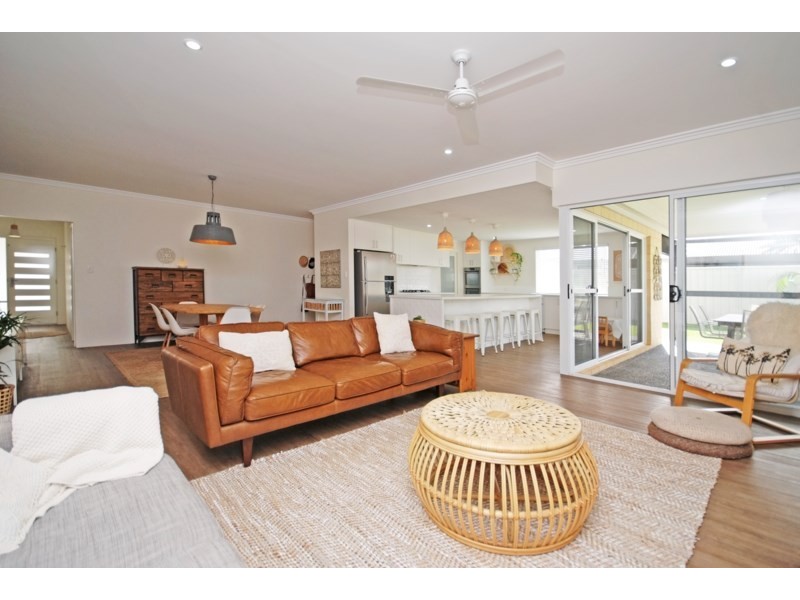 37 Bettong Avenue, Jurien Bay WA 6516