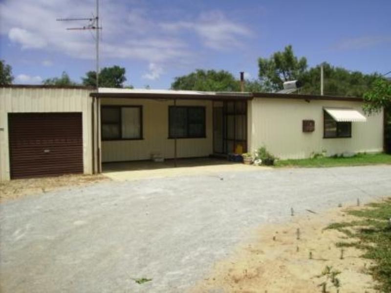 31 Padbury Street, Jurien Bay WA 6516