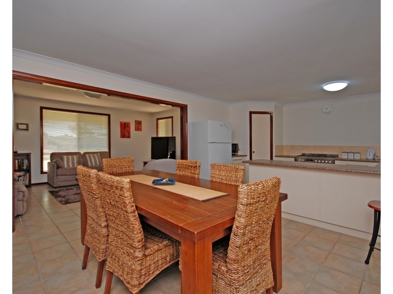 12 Shearwater Drive, Jurien Bay WA 6516