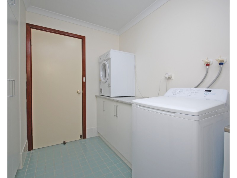 12 Shearwater Drive, Jurien Bay WA 6516