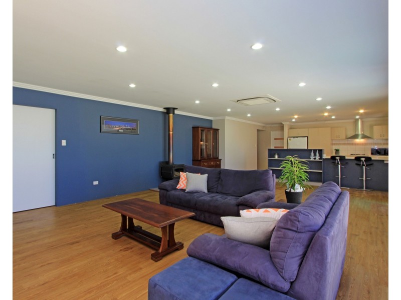 3 Apium Way, Jurien Bay WA 6516