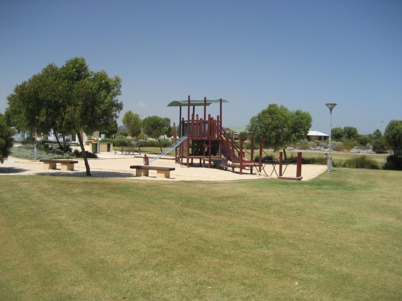 Lot 452, 8 Nemcia Way, Jurien Bay WA 6516