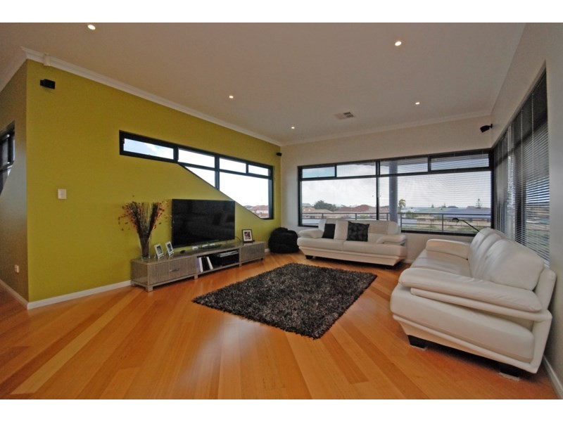 17 Tern Way, Jurien Bay WA 6516