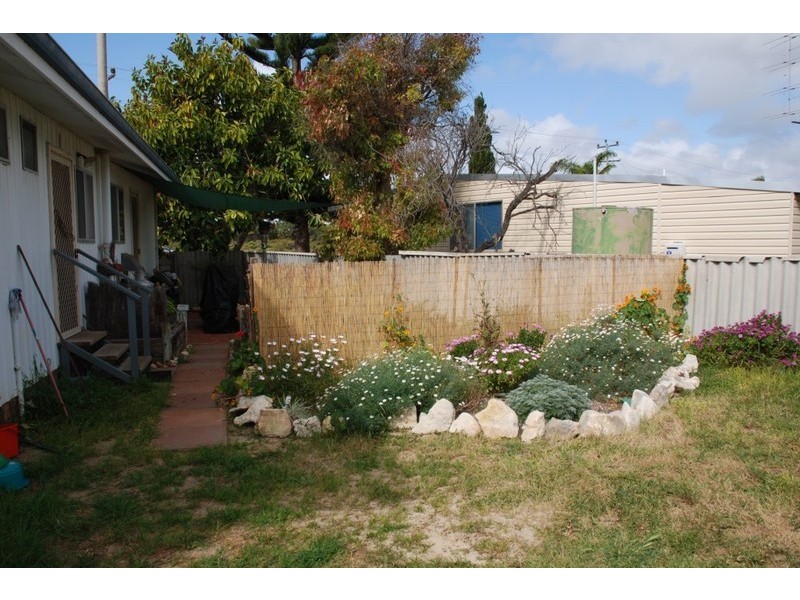 20 Whitfield Street, Jurien Bay WA 6516