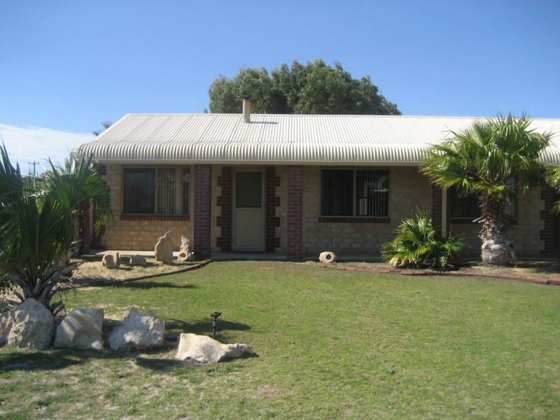 3 Elizabeth Way, Jurien Bay WA 6516