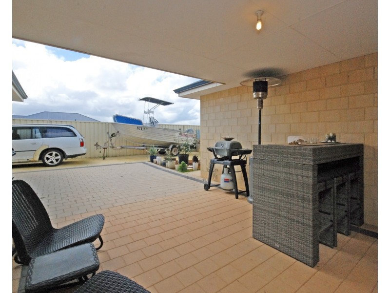 11 Prevelly Way, Jurien Bay WA 6516