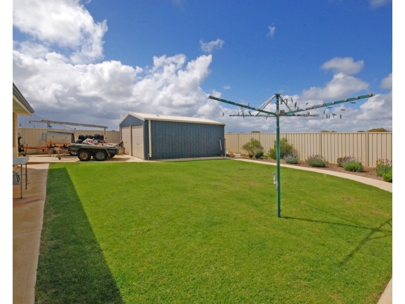 11 Prevelly Way, Jurien Bay WA 6516