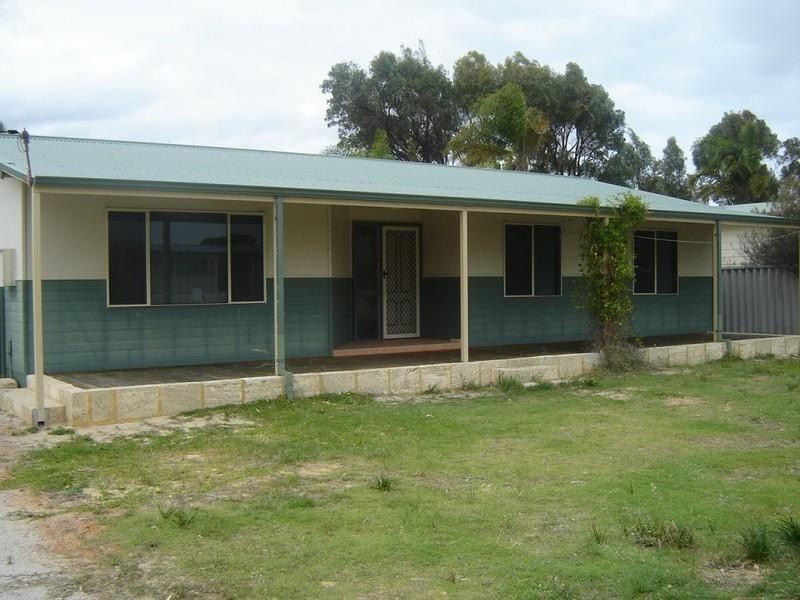 37 Lesueur Drive, Jurien Bay WA 6516