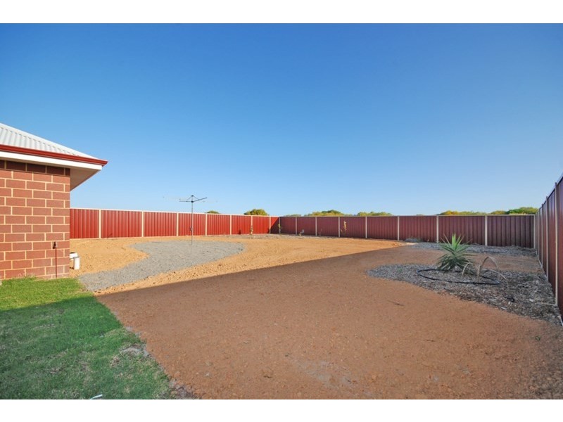 20 Mosman Parade, Jurien Bay WA 6516