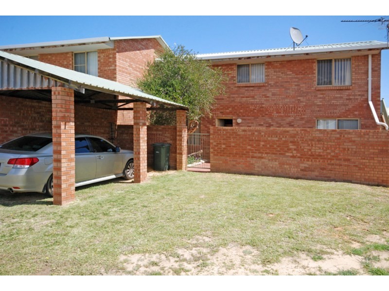 Unit 1, 3 Tuart Street, Leeman WA 6514