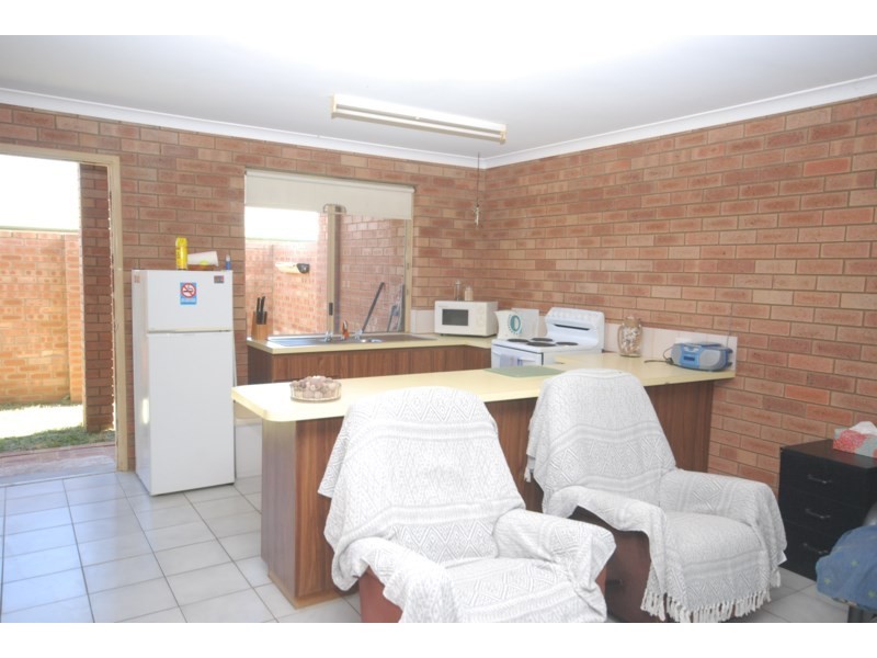 Unit 1, 3 Tuart Street, Leeman WA 6514