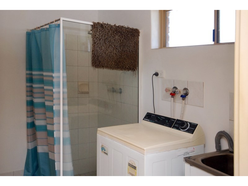 Unit 1, 3 Tuart Street, Leeman WA 6514