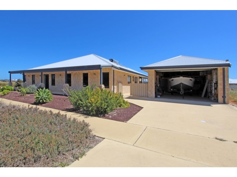 9 Fossil Way, Jurien Bay WA 6516