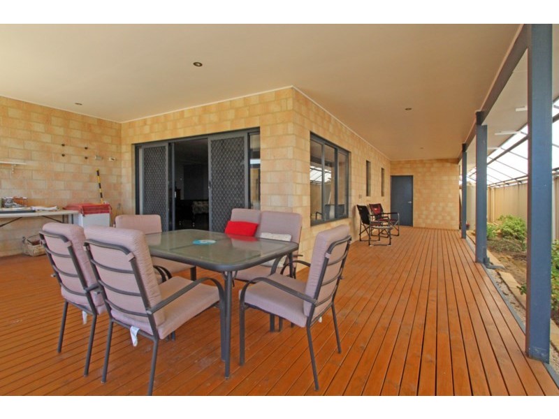 9 Fossil Way, Jurien Bay WA 6516